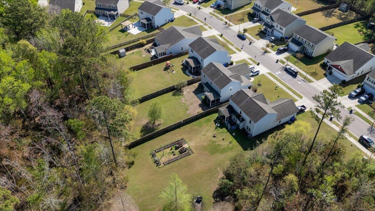 3000 Conservancy Lane Photo 31