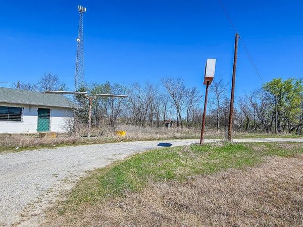 1 Hwy 9 W, Eufaula, OK 74432