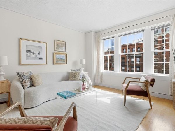 534 Beacon St, Unit 403, Boston, MA 02215