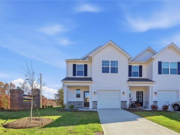 1802 Pheasant Trace Circle, Kernersville, NC 27284