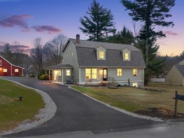 4 Coulson Rd, Berlin, MA 01503