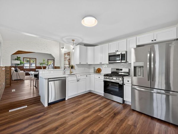 1205 8th Avenue S, South Saint Paul, MN 55075