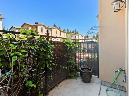 2500 Villa Terrace Ln, Sacramento, CA 95825 Photo