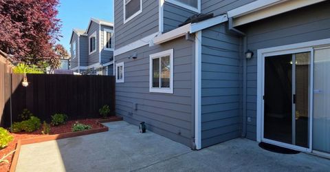 19671 Medford Cir #22, Unit 22, Hayward, CA 94541 Photo