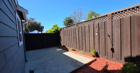 19671 Medford Cir #22, Unit 22, Hayward, CA 94541 Photo