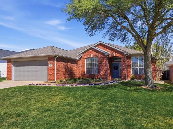 1635 Nightingale Lane, Corinth, TX 76210