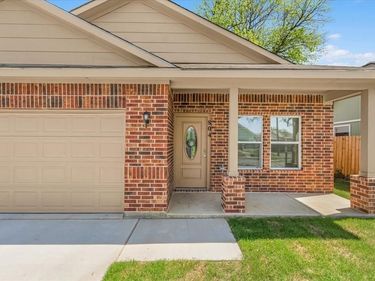 804 N Chandler Drive, Fort Worth, TX 76111