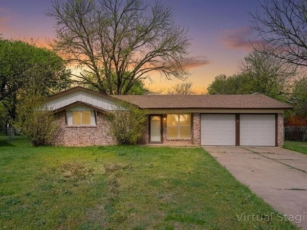 308 Jasmine Court , Burleson, TX 76028