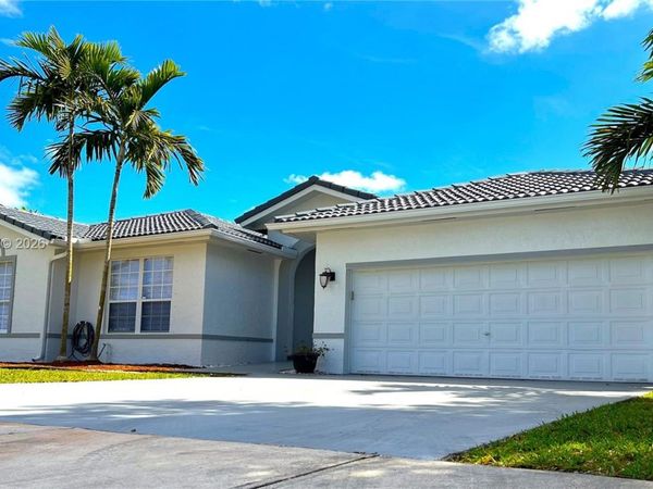 15840 SW 151st Ter, Miami, FL 33196