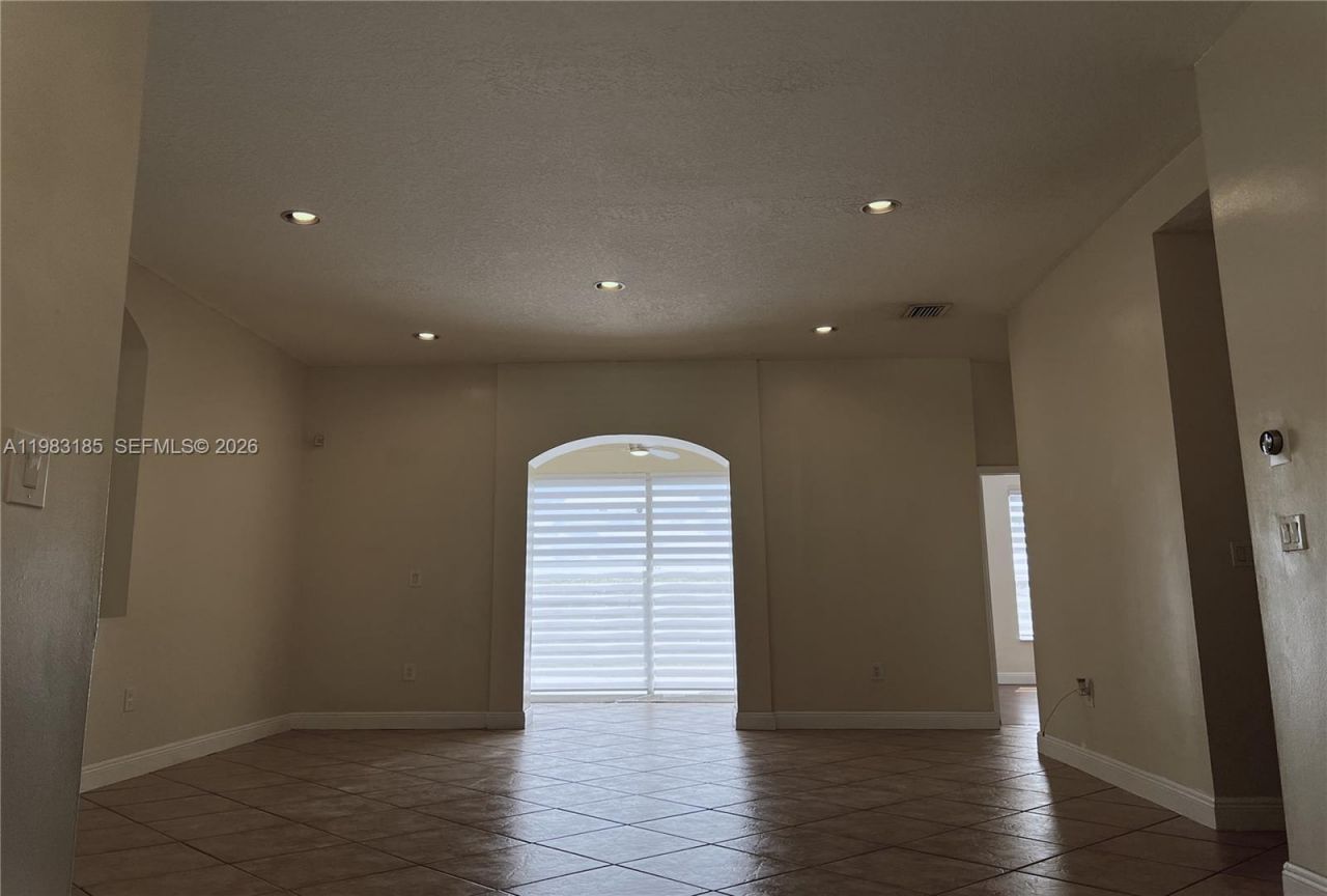 15840 SW 151st Ter, Miami, FL 33196 Photo