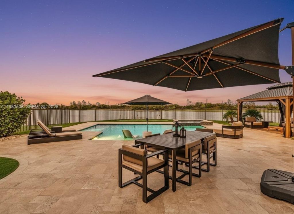 774 Heritage Dr, Weston, FL 33326 Photo