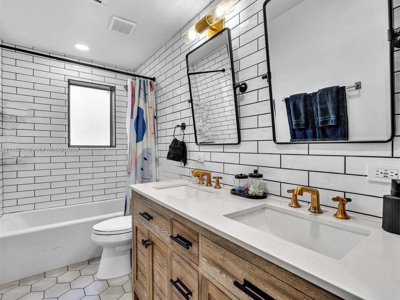 774 Heritage Dr , Weston, FL 33326 Photo