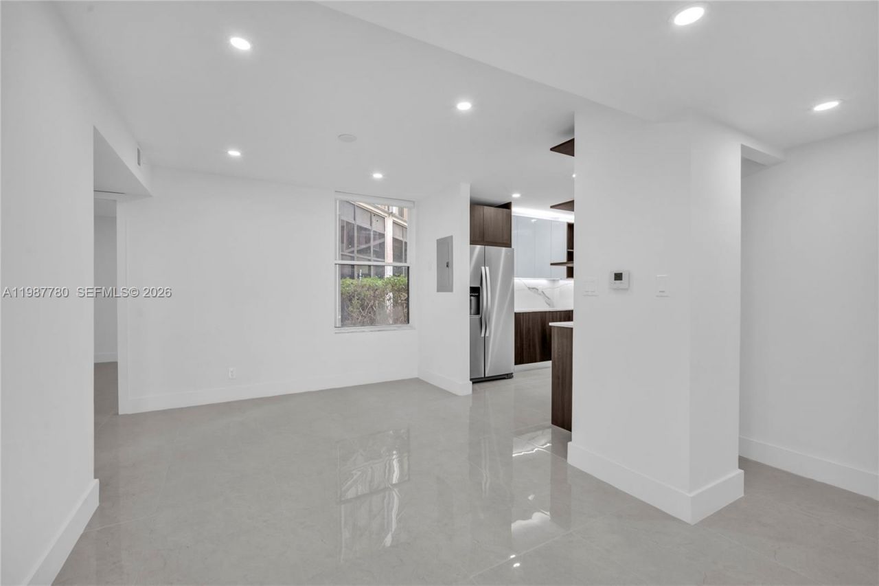 18181 NE 31st Ct, Unit 110, Aventura, FL 33160 Photo