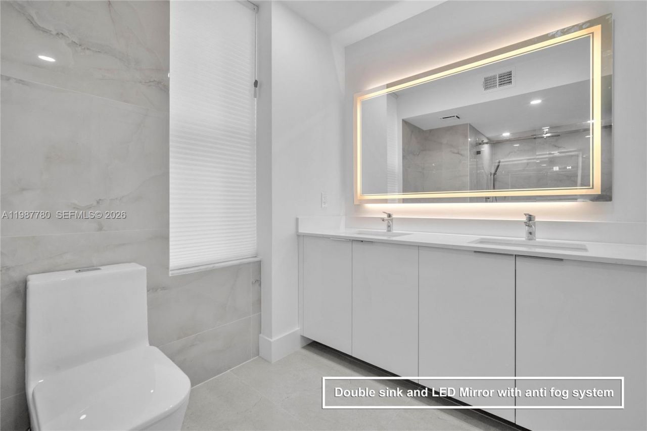 18181 NE 31st Ct, Unit 110, Aventura, FL 33160 Photo