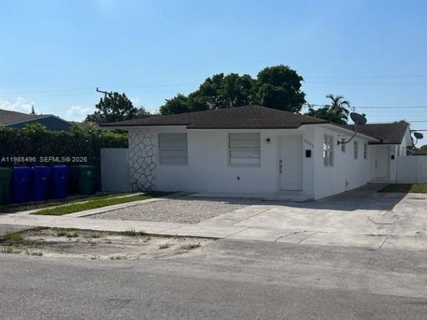 3306 SW 24th Ter , Unit ., Miami, FL 33145