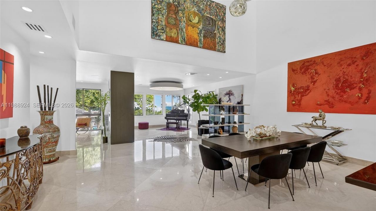 2000 S Bayshore Dr , Unit 24, Miami, FL 33133 Photo