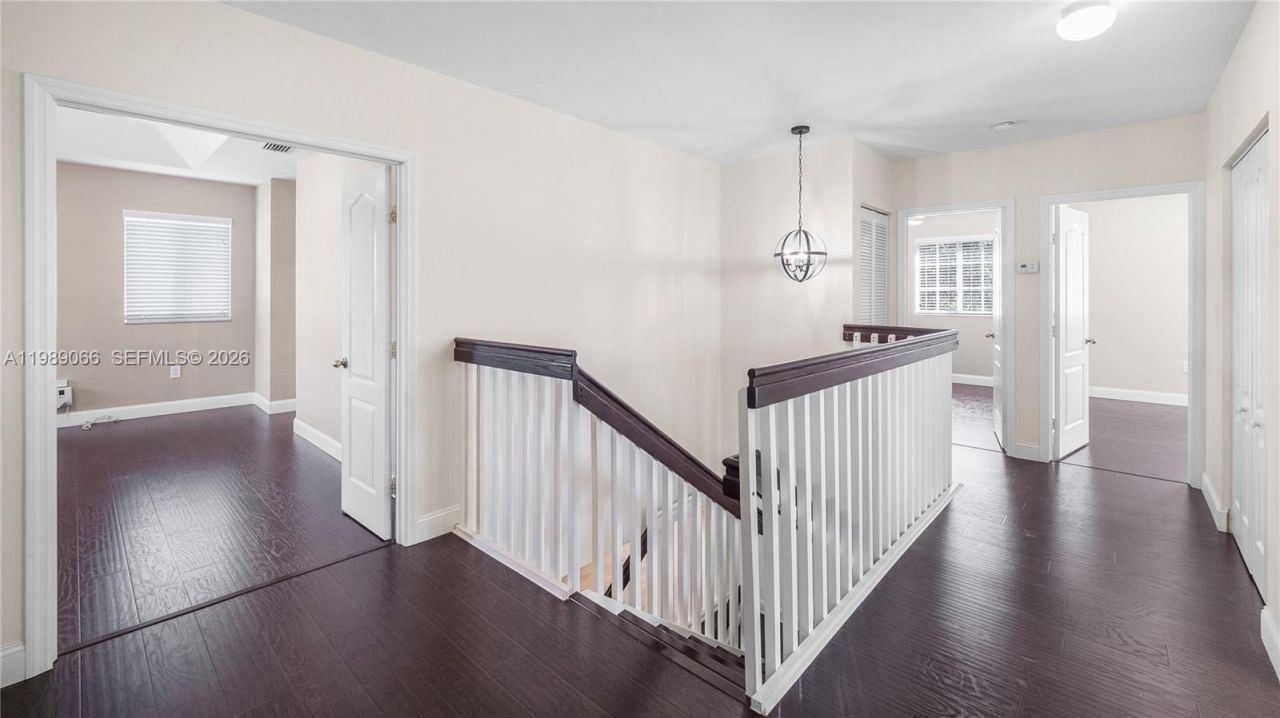 8933 SW 212th Ln, Cutler Bay, FL 33189 Photo