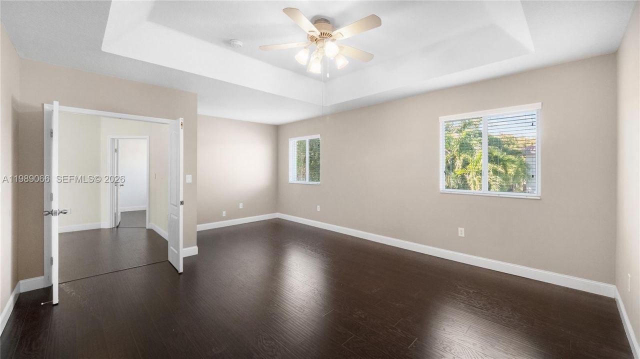 8933 SW 212th Ln, Cutler Bay, FL 33189 Photo