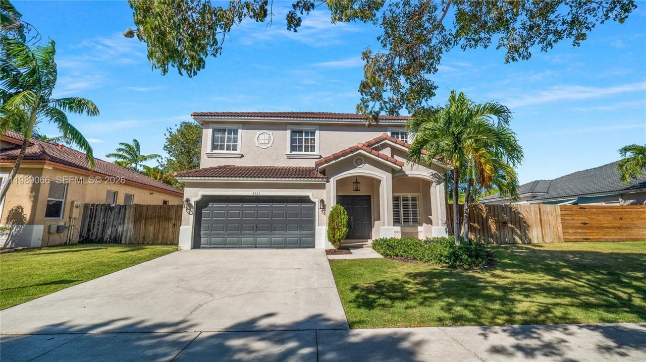 8933 SW 212th Ln, Cutler Bay, FL 33189 Photo