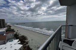 9550 Shore Dr.  photo 4