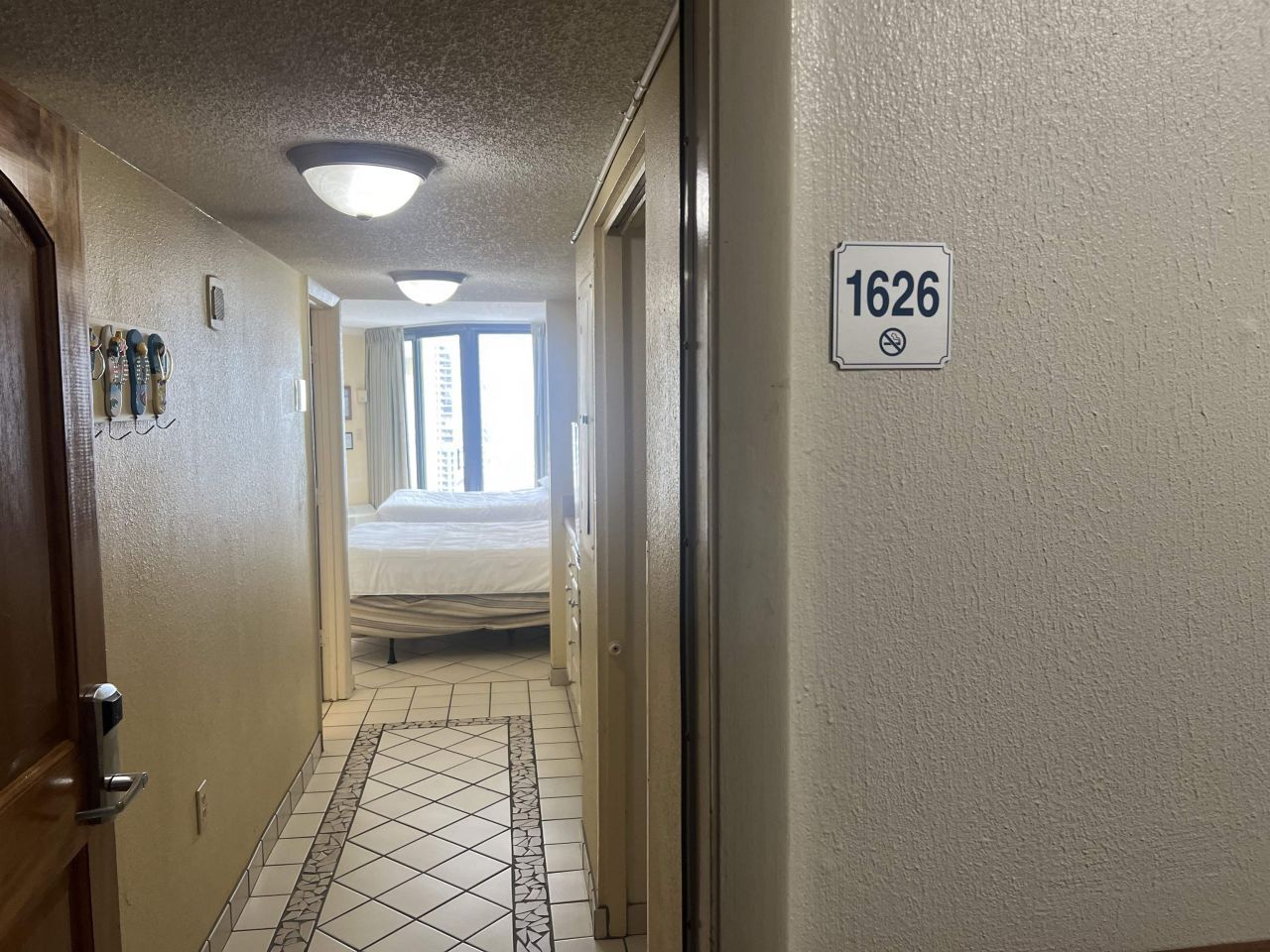 9550 Shore Dr.  Photo 5