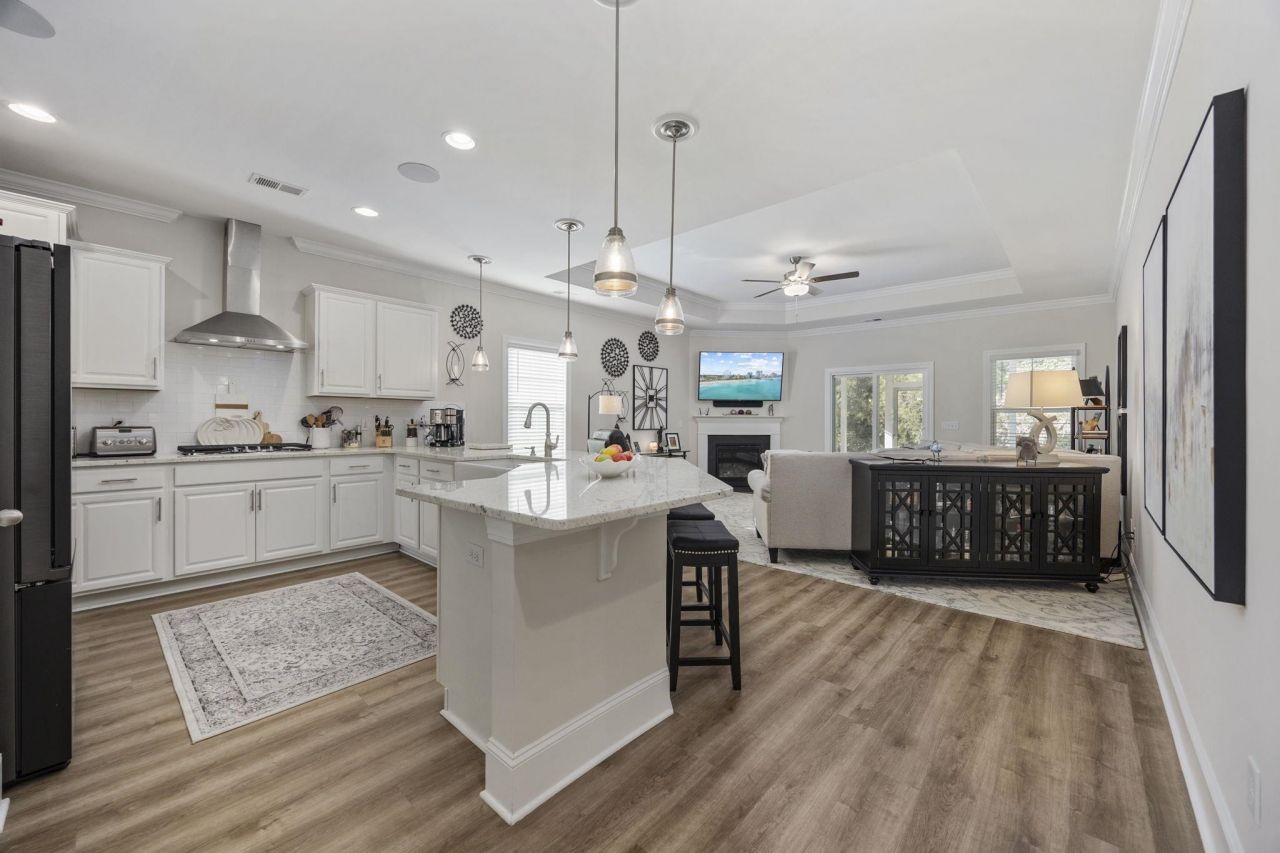 2104 Wood Stork Dr. Photo 9