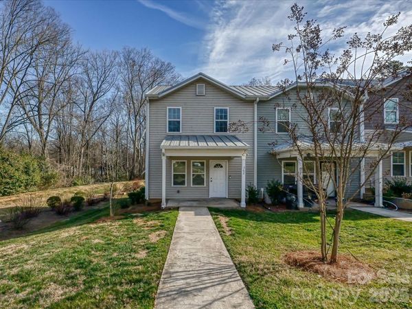 362 E Mills Avenue , Mooresville, NC 28115