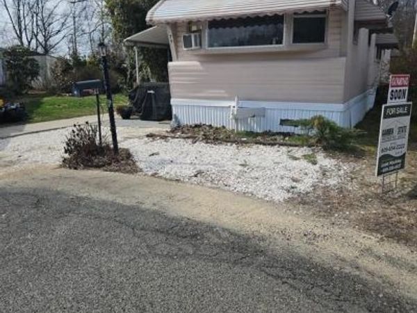 79 SHAMROCK CT., SOUTHAMPTON, NJ 08088