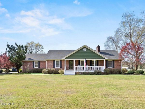 2222 John Henry Store Road, Currie, NC 28435