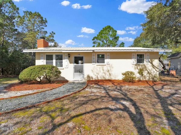 115 NE 14th Street, Oak Island, NC 28465