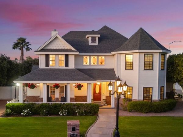 1832 E MENLO Street, Mesa, AZ 85203