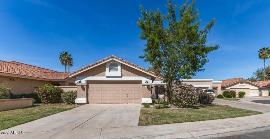 918 W Barbados Drive, Gilbert, AZ 85233 Main Photo