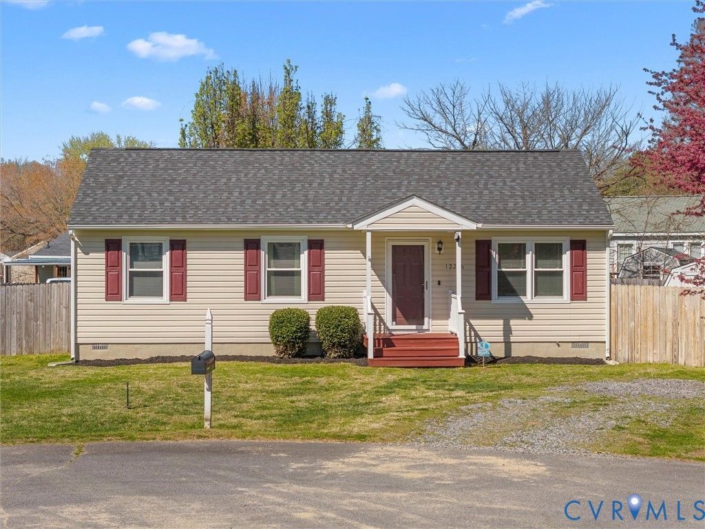 12206 Timber Trail Drive, Midlothian, VA 23112 Main Photo