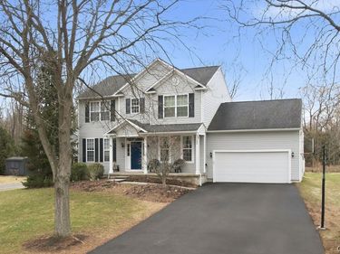 132 Casterbridge Lane, Baldwinsville, NY 13027