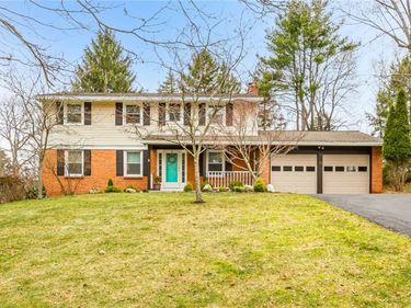 30 Nettlecreek Road, Fairport, NY 14450