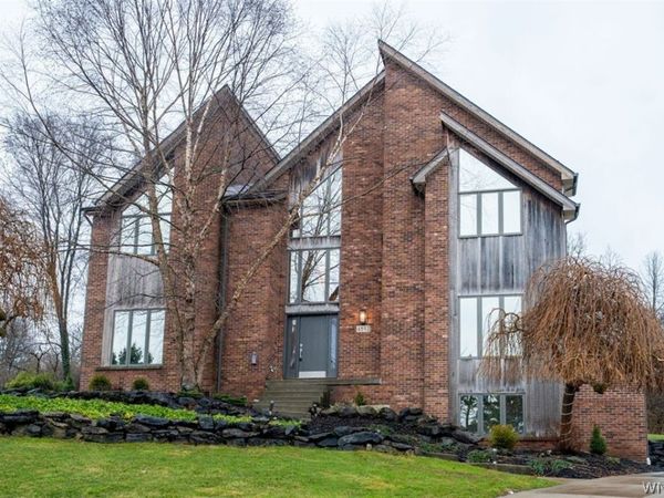 4892 Eastbrooke Place, Buffalo, NY 14221