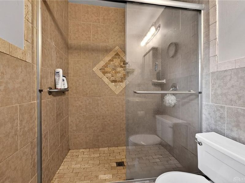 8734 Shadycreek Drive, Centerville, OH 45458 Photo 29