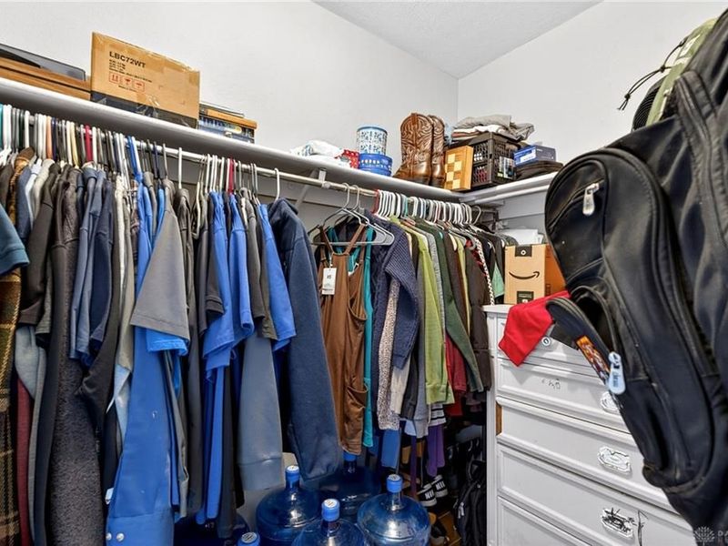 8734 Shadycreek Drive, Centerville, OH 45458 Photo 30