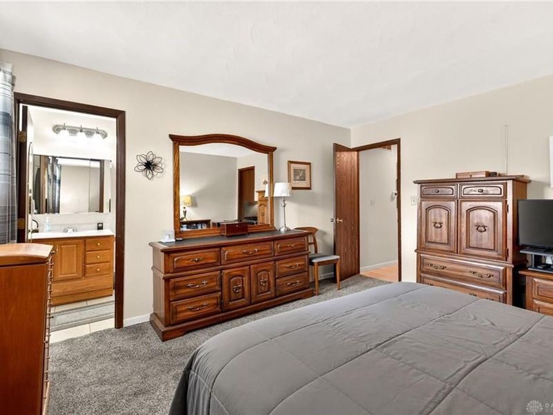 8734 Shadycreek Drive, Centerville, OH 45458 Photo 60