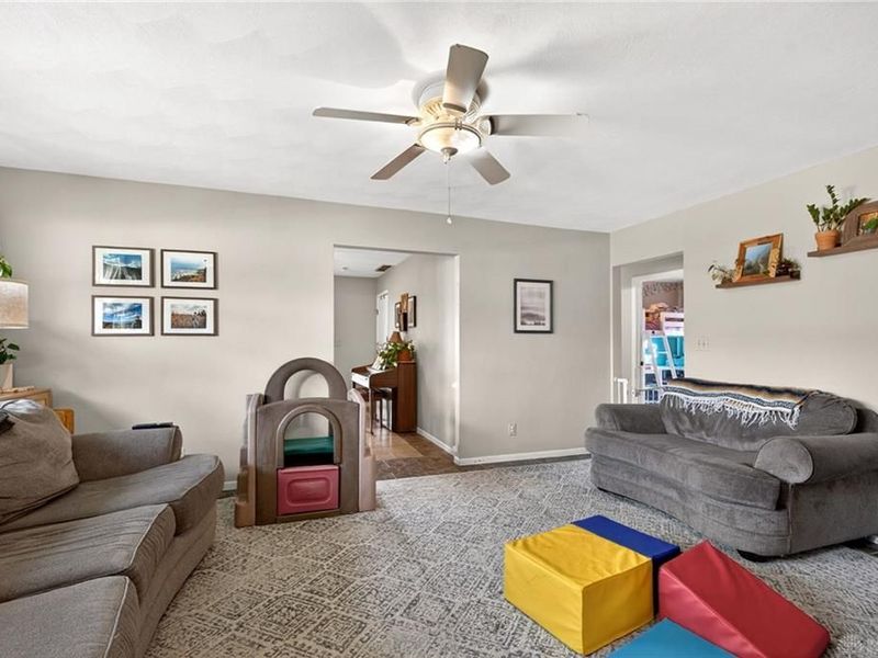 8734 Shadycreek Drive, Centerville, OH 45458 Photo 7