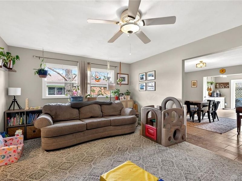 8734 Shadycreek Drive, Centerville, OH 45458 Photo 9