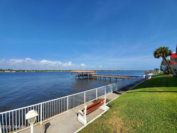 2901 N Halifax Avenue, Unit 111, Daytona Beach, FL 32118