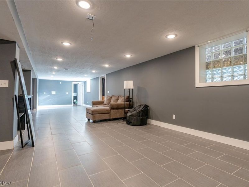 6116 Melody Road NE, Canton, OH 44721 Photo 23