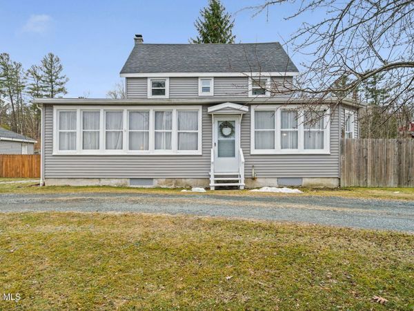 15 Terrace Drive, Averill Park, NY 12018