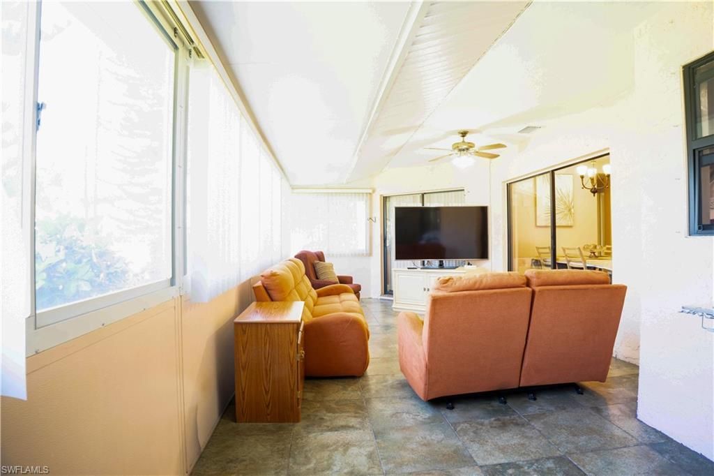 125 Sebring Cir, Lehigh Acres, FL 33936 Photo