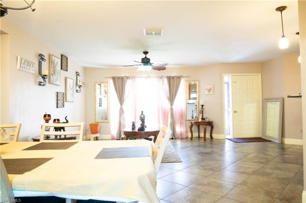 125 Sebring Cir, Lehigh Acres, FL 33936 Photo