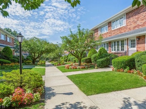 777 Springfield Ave, Unit 10, Summit, NJ 07901