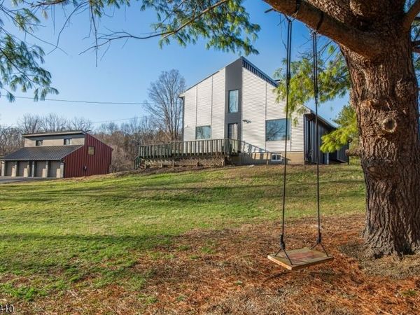 17 Mulford Rd, Andover, NJ 07848