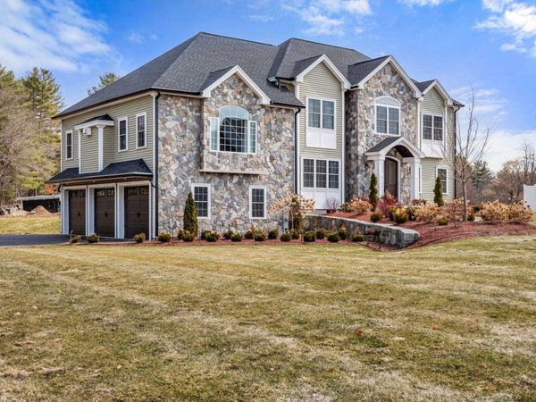 5 Osprey Lane, Nashua, NH 03062