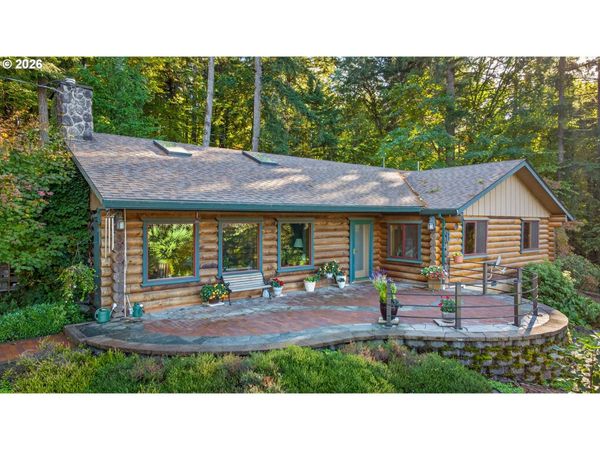 15090 SE WOODLAND HEIGHTS RD, Amity, OR 97101